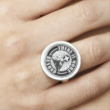 Plus au delà de l'anneau