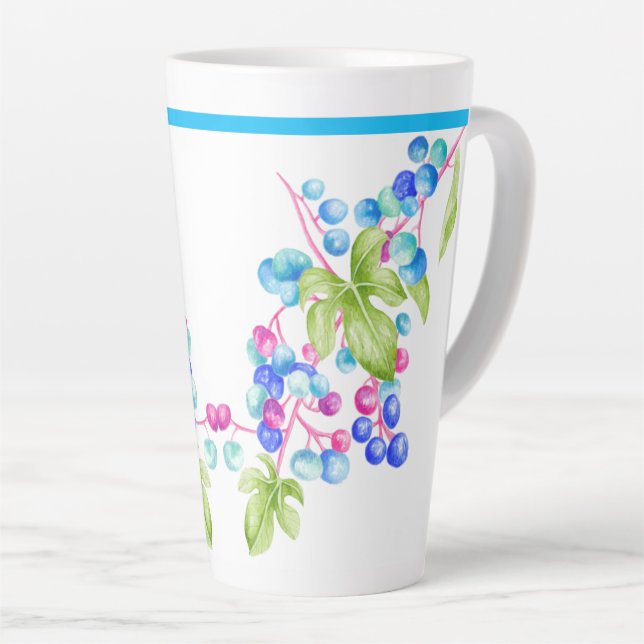 Baies de porcelaine sur une grande Mug en latte (Angle droit)