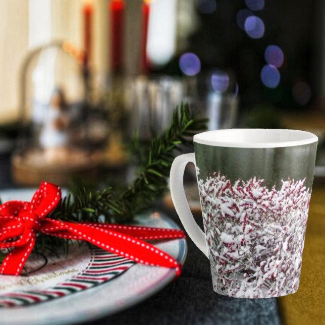 Baies d'hiver Latte Mug (A winter photo that turned into a great, Christmas Mug!)