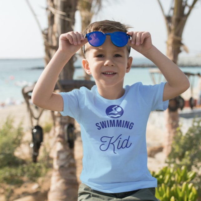 Baignade Kid typographie audacieuse T-shirt (Créateur téléchargé)