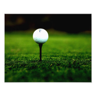 Bal de golf à Tee avec Turf Vert Photo Imprimer