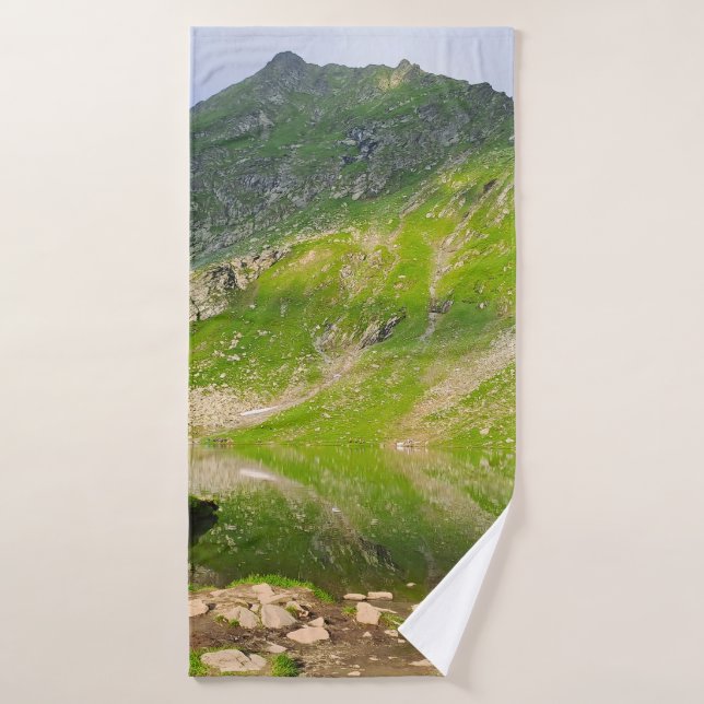Balea Lake Mountain Slope – Romania Alpine Print (Serviette de bain)