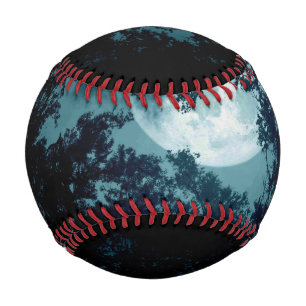 Balle De Baseball Belle Lune qui coule avec les arbres