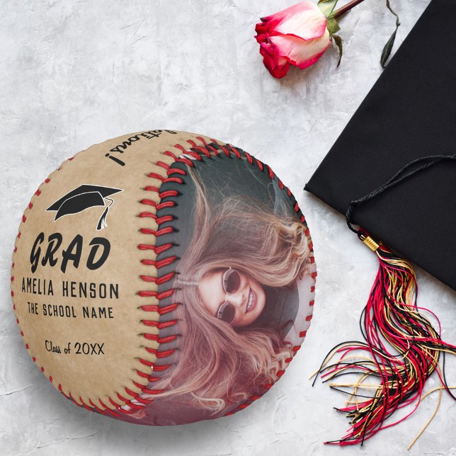Balle De Baseball Félicitations Rustiques Diplômé Diplôme Cap 2 Phot (Créateur téléchargé)