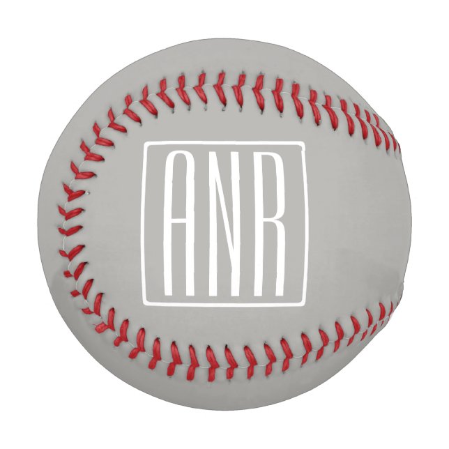 Balle De Baseball Monogramme initial | Blanc sur gris clair (Devant Gauche)