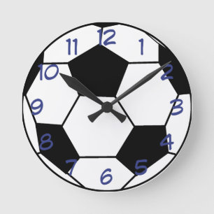 Balle de football avec horloge murale bleue