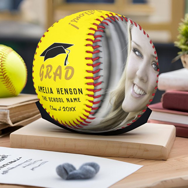 Balle De Softball Félicitations aux diplômés Jaunes Photo (Créateur téléchargé)