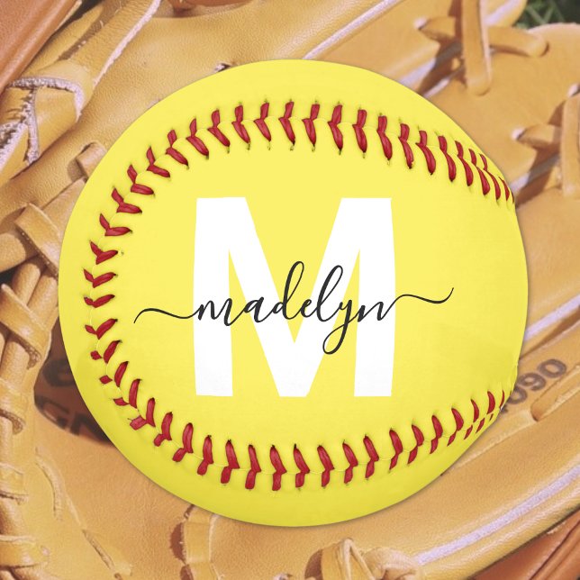 Balle De Softball Monogramme jaune Nom (Yellow Monogram Name Softball )