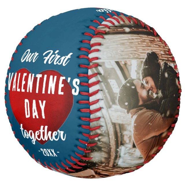 Balle De Softball Red Heart Our First Valentine's Together 2 Photo (Incliné)