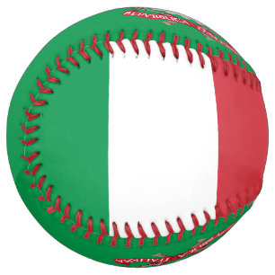 Balle De Softball Sentez le rythme de l'Italie dans chaque point de