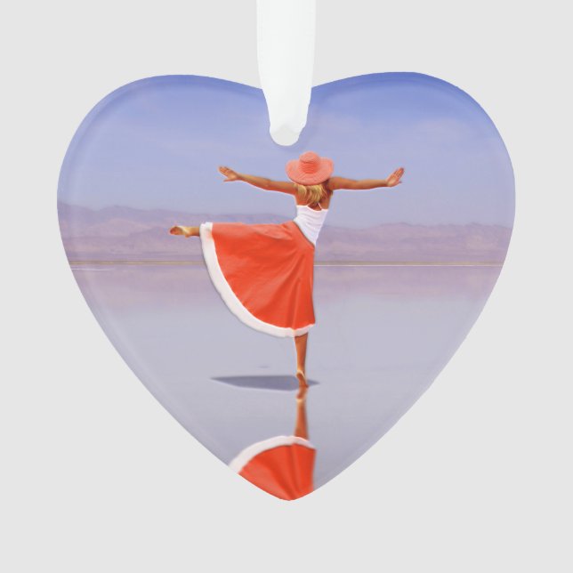 Ballerina Dancing on the Beach (devant)