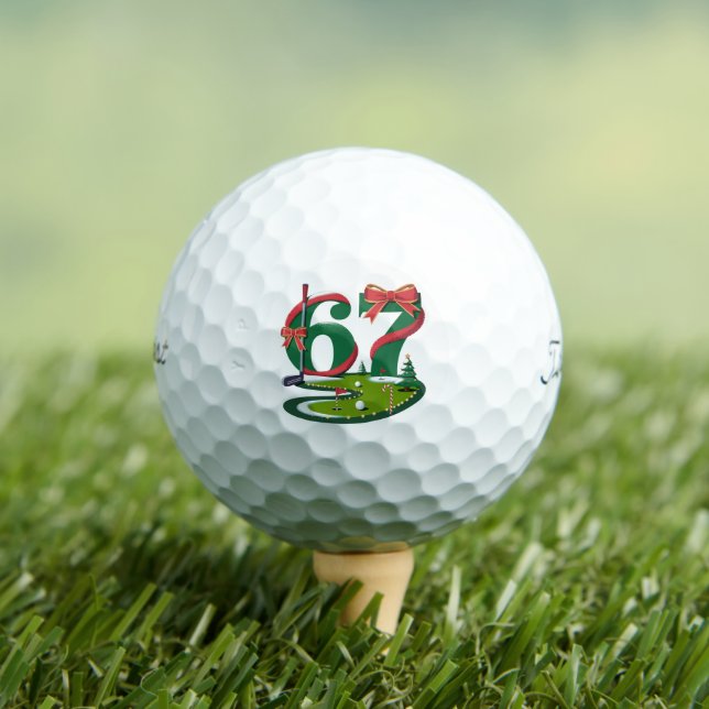 Balles De Golf 6 7 Six Seven Golf Gen Z Alpha Mème Xmas Golfing (T-shirt Insitu)