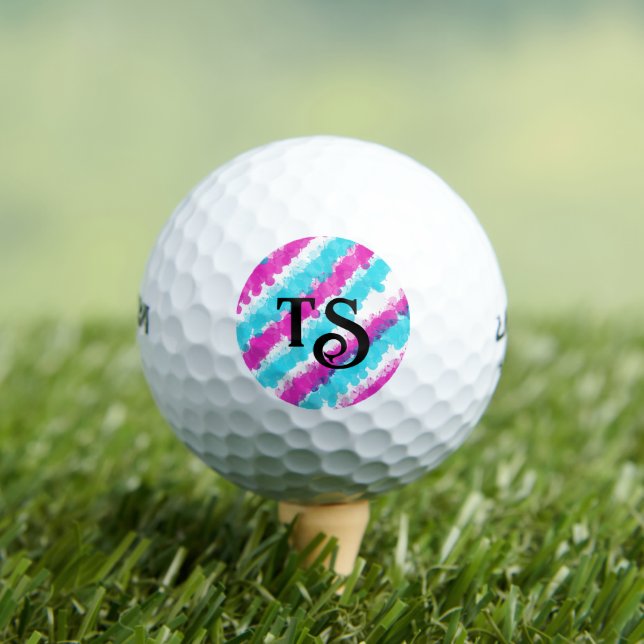 Balles De Golf Bleu et rose brillant (T-shirt Insitu)