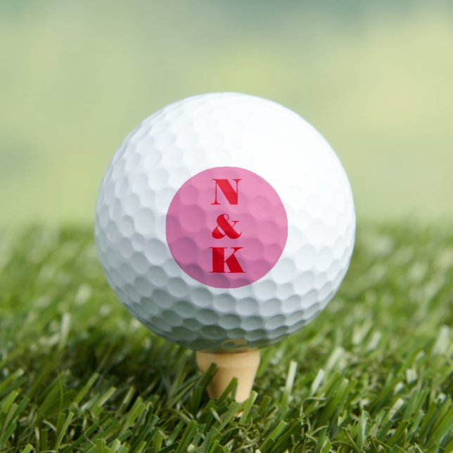 Balles De Golf Cadeau de mariage avec monogramme rose rouge pour  (T-shirt Insitu)