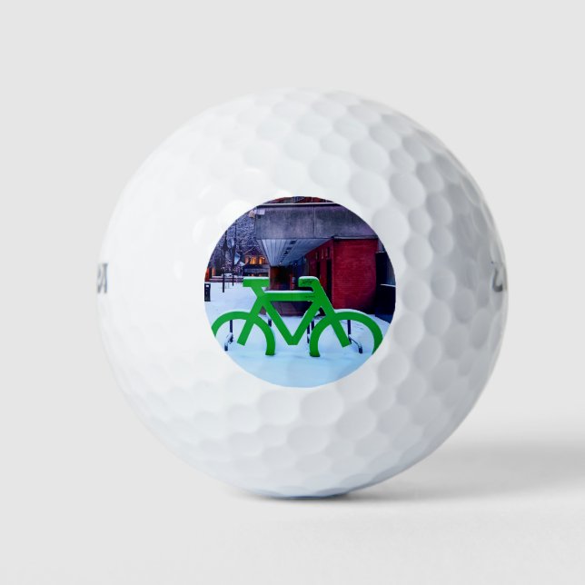 Balles De Golf Coincé dans la neige (Devant)