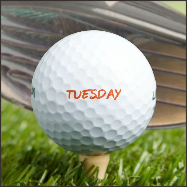 Balles De Golf Conception de lettrage mardi en orange (Créateur téléchargé)