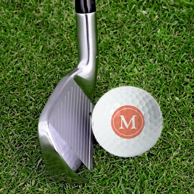 Balles De Golf Couleur saumon avec nom Monogramme initial (Créateur téléchargé)