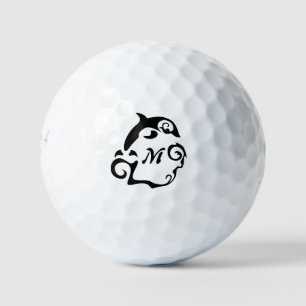 Balles De Golf Dauphin silhouette dans une vague de la mer Noire