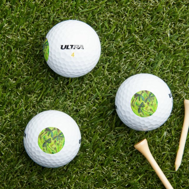 Balles De Golf Des libellules célestes sur un ciel étoilé (Herbe in situ)