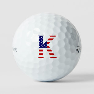 Balles De Golf K Monogramme superposé sur le drapeau américain tm