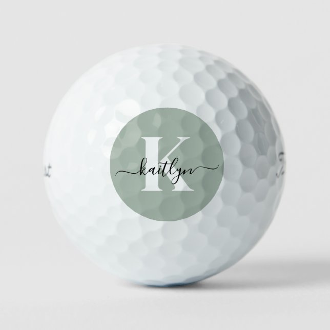 Balles De Golf Monogramme Moderne de Vert Sauge en Écriture (Recto)