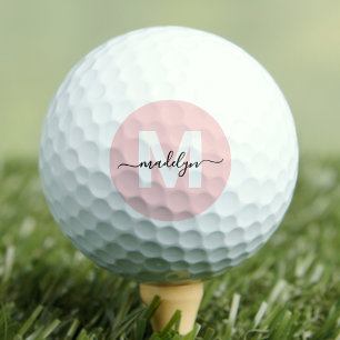 Balles De Golf Nom initial du monogramme rose pâle