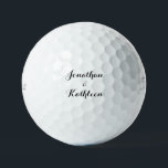 Balles De Golf Nom personnalisé de couple Titleist de script Pro<br><div class="desc">Couple Noms Personnalisés Golf Balls.. Anniversaire. Mariage. Titleist Pro VI Golf Balls.</div>