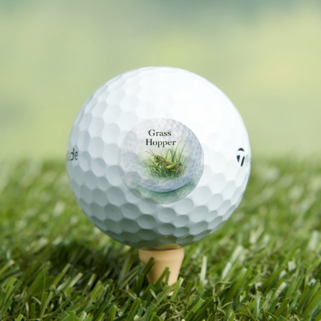 Balles De Golf Novelty Golf Ball | Grass Hopper Fun Golf Gift (T-shirt Insitu)