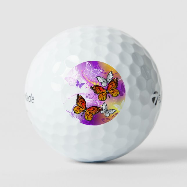 Balles De Golf Papillons Monarque sur Arrière - plan pourpre (Recto)