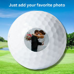 Balles De Golf Photo personnalisée du Mariage ou de l'anniversair<br><div class="desc">Il ne devrait pas y avoir de doute que le golf est certainement plus qu'un simple jeu — il est donc particulièrement approprié d'avoir une photo qui inspire. C'est un cadeau merveilleux pour les jeunes mariés ou leur famille heureuse ou comme cadeau d'anniversaire. Si vous avez des questions de design...</div>