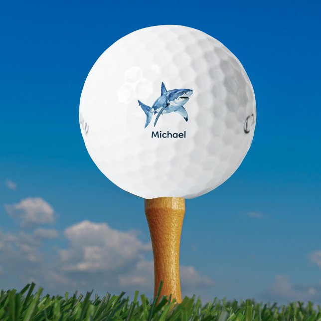 Balles De Golf Requin monographique personnalisé (“Personalized golf ball with watercolor shark design and custom monogram — unique gift for golfers.)