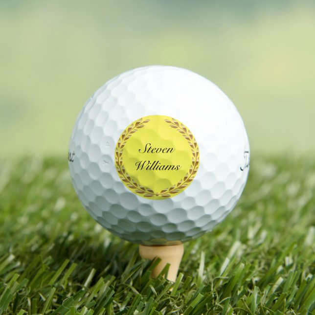 Balles De Golf Titleist Pro V1 Golf Balls - Custom Name Golf Ball (T-shirt Insitu)