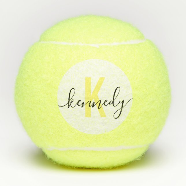 Balles De Tennis Nom Monogramme Élégant Script Moderne Personnalisé (Devant)