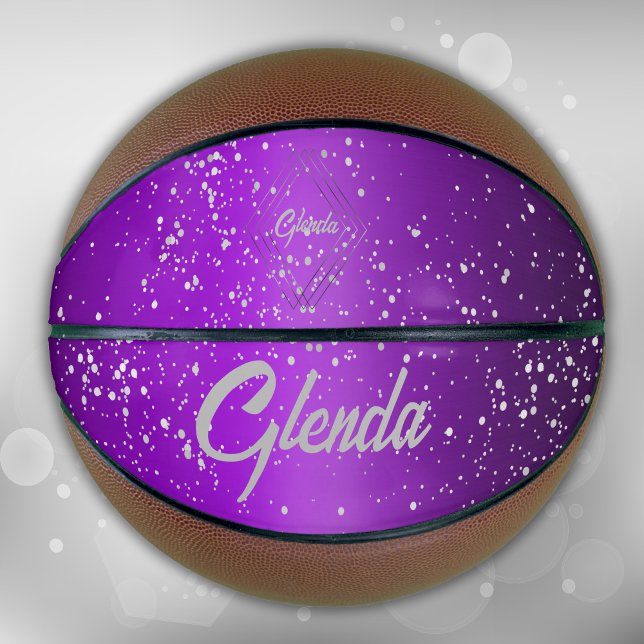 Ballon De Basket Métal brossé violet moderne avec Monogramme argent (Créateur téléchargé)