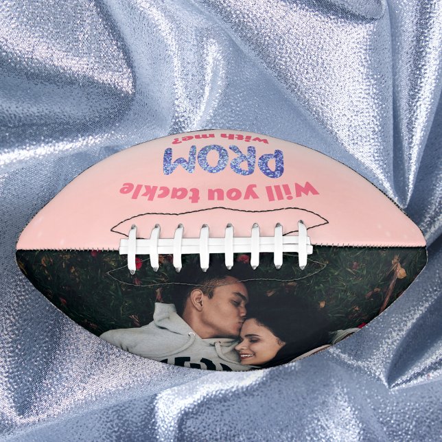 Ballon De Foot Allez-vous vous attaquer à Prom avec moi ? (Créateur téléchargé)