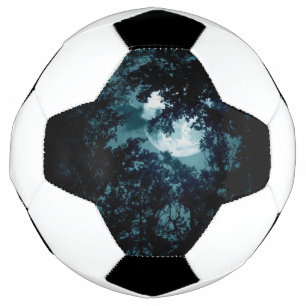 Ballon De Foot Belle Lune qui coule avec les arbres