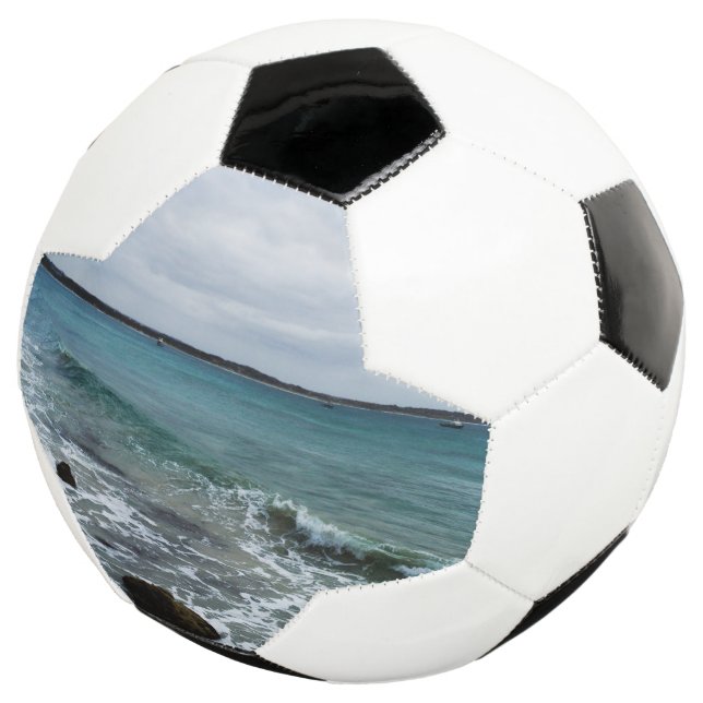 Ballon De Foot Des Vagues Sur L'Océan, (3/4)