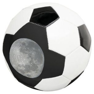 Ballon De Foot Gros plan sur la pleine lune dans le ciel nocturne