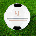 Ballon De Foot Monogramme à rayures rétro chic<br><div class="desc">Un design minimaliste monogramme avec de grandes initiales typographiques dans une police classique avec votre nom ci-dessous et des rayures chic rétro couleur arc-en-ciel. Ajoutez votre libellé personnalisé à cette conception à l'aide des cases "Modifier ce modèle de conception" situées à droite de l'élément ou cliquez sur le bouton bleu...</div>