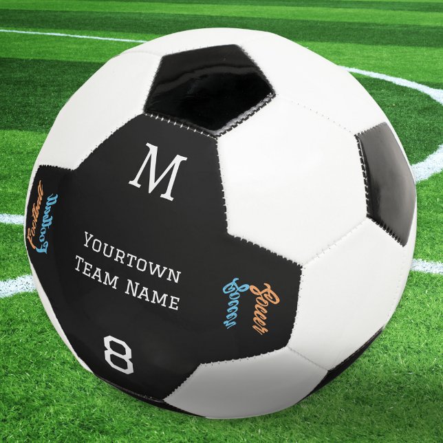 Ballon De Foot Nom de l'équipe Numéro Monogramme Moderne Élégant (A monogrammed soccer ball for football players, with team name, number and script typography)