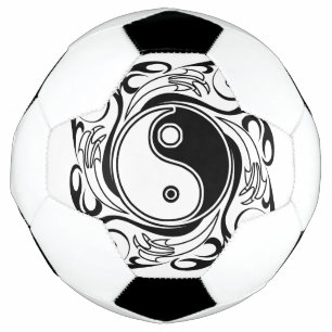 Ballon De Foot Symbole Yin & Yang Style de tatouage noir et blanc