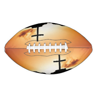 Ballon De Foot Traverser la silloette au crépuscule