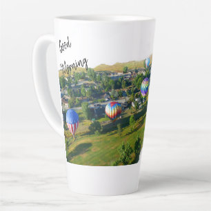 Ballons chauds matinaux Latte Mug en couleur