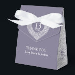 Ballotins 13 ans dentelle mariage coeur merci Ballotin<br><div class="desc">Mariage dentelle fête anniversaire merci boîte cadeau. Personnalisez avec votre nom. Idéal pour ajouter une touche de dentelle personnalisée 13ème anniversaire de mariage, dîners-fêtes et réunions informelles. Emballage cadeau idéal pour les faveurs ou pour placer sur les tables de réception ou les tables de fête remplies de bonbons ou de...</div>