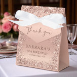 Ballotins Anniversaire Rose Gold Merci mignonne<br><div class="desc">Ajoutez une touche d'élégance à votre célébration avec ces ballotins en or rose - parfait pour les fêtes d'anniversaire, les douches nuptiales ou tout événement élégant. Dotés d'une palette d'or rose et métallique rose et d'un message de remerciement sucré, ces petites boîtes-cadeaux sont idéales pour les bonbons, les bibelots ou...</div>