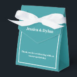 Ballotins Ballotin de traitement de fête<br><div class="desc">Cette boîte de faveur de fête est affichée dans une couleur turquoise et blanche élégante. Customisez cet élément et modifiez l'exemple de texte sur le vôtre. Astuce : Ajoutez simplement vos bonnes friandises et ajoutez un ruban festif.</div>