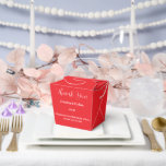 Ballotins Ballotin de traitement de fête<br><div class="desc">Cette boîte de faveur de partie est affichée dans une couleur rouge élégante. Customisez cet élément et modifiez l'exemple de texte sur le vôtre. Astuce : Ajoutez simplement vos bonnes friandises et ajoutez un ruban festif.</div>