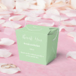 Ballotins Ballotin de traitement de fête<br><div class="desc">Cette boîte de faveur de partie est affichée dans une couleur de sage élégante. Customisez cet élément et modifiez l'exemple de texte sur le vôtre. Astuce : Ajoutez simplement vos bonnes friandises et ajoutez un ruban festif.</div>