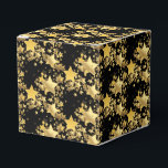 Ballotins Ballotin Party Favoriser Box-Gold Stars<br><div class="desc">Boite de faveur de fête dans un design d'impression festif d'étoiles d'or. Couleur Noir Personnaliser cet article ou acheter tel quel. Image stock</div>