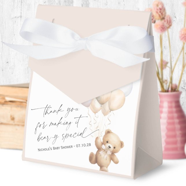 Ballotins Beige Moderne Cute Bearly wait Genre Neutre (We Can Bearly Wait, Beige Baby Boy Shower Favor Box.)